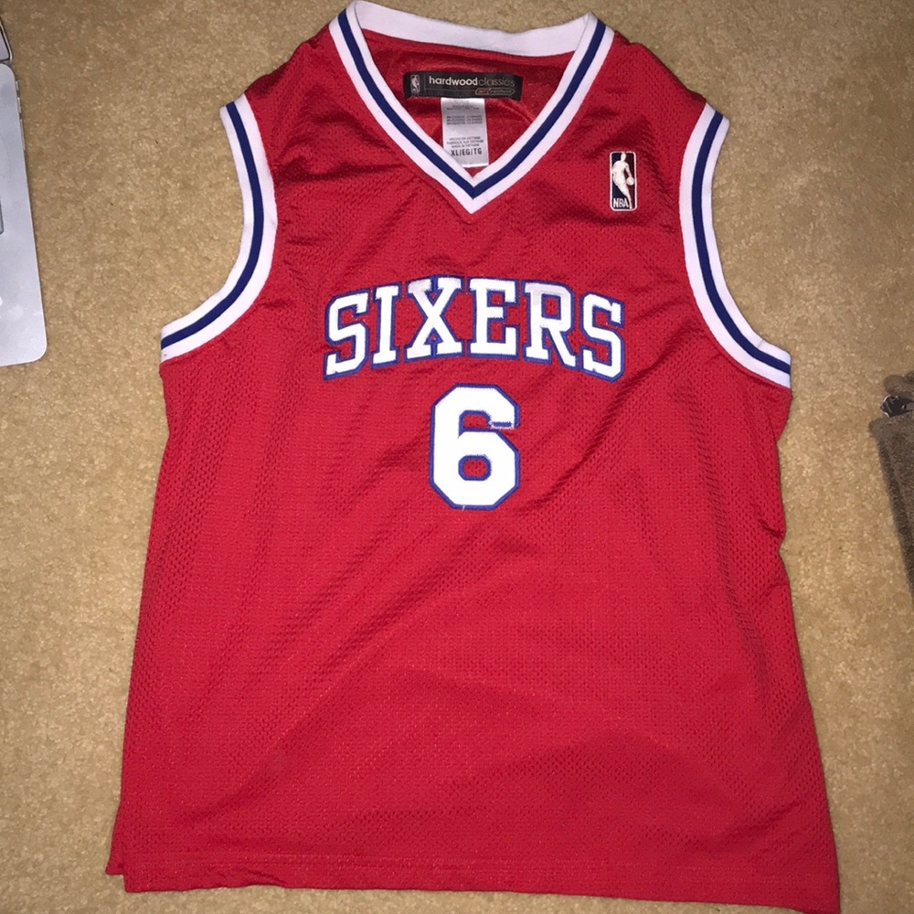 Julius Erving Sixers Jersey size: youth XL